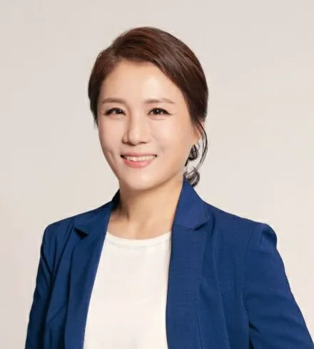 Kim Do-Kyung (Megy Kim)